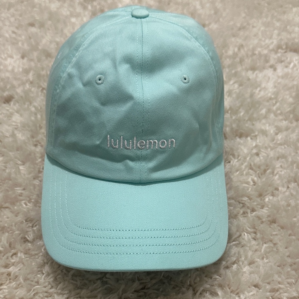 Lululemon Athletica aqua mint green ball cap Hat like new